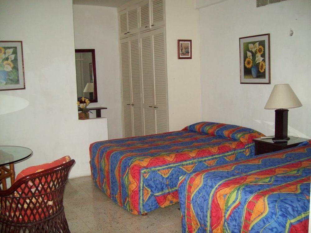 Hotel Suites Le Monde Cancún Exterior foto