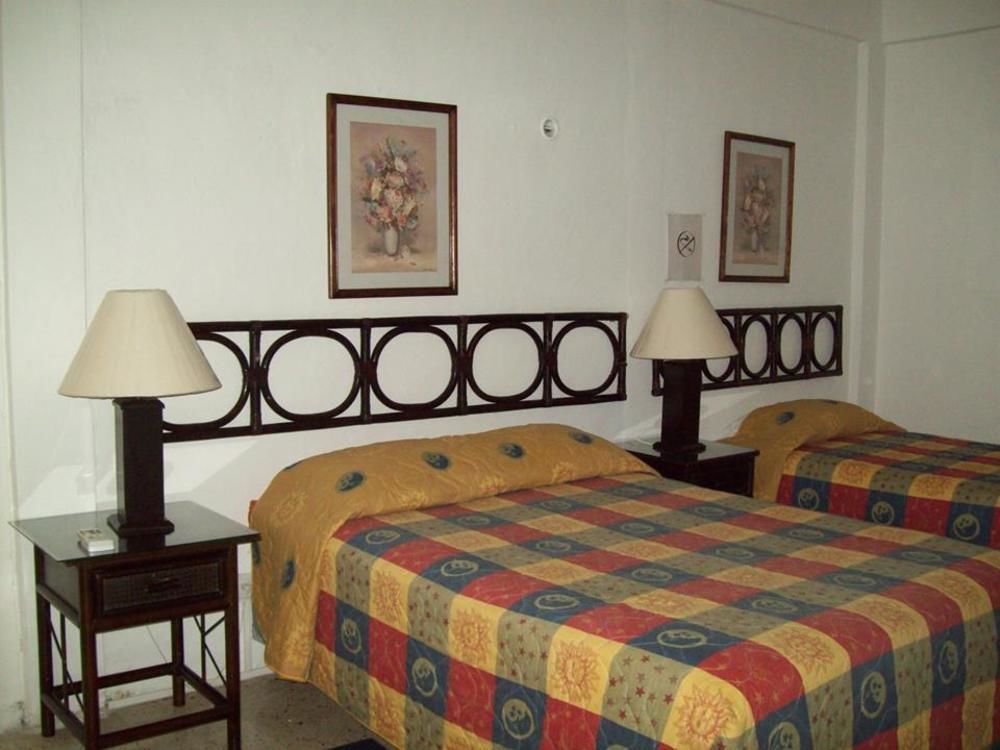 Hotel Suites Le Monde Cancún Exterior foto